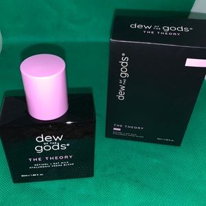 Dew Of The GODS The Theory Moisturizer